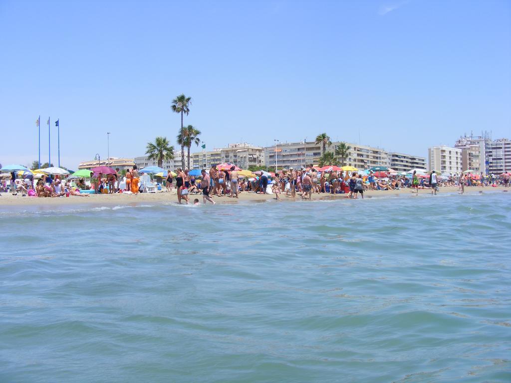 Apartamento Berry Playa Naufragos 托雷维耶哈 外观 照片