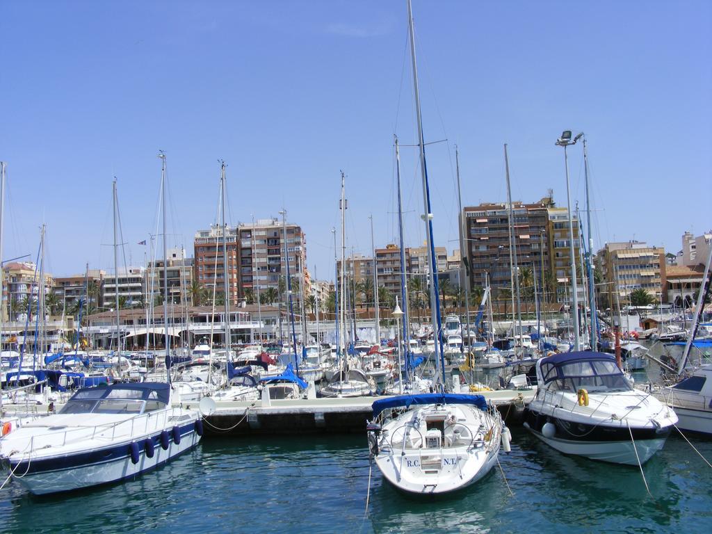 Apartamento Berry Playa Naufragos 托雷维耶哈 外观 照片