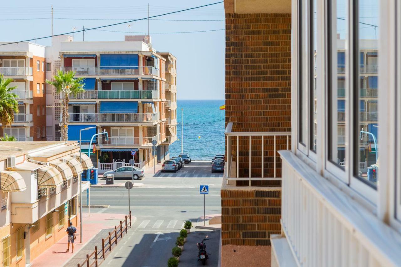 Apartamento Berry Playa Naufragos 托雷维耶哈 外观 照片